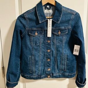 Nicole Miller Jean jacket, dark blue, excellent condition. Size small.